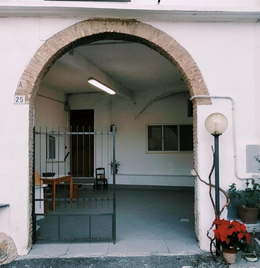 La Loggia Di Na Villa Albenga Exterior foto