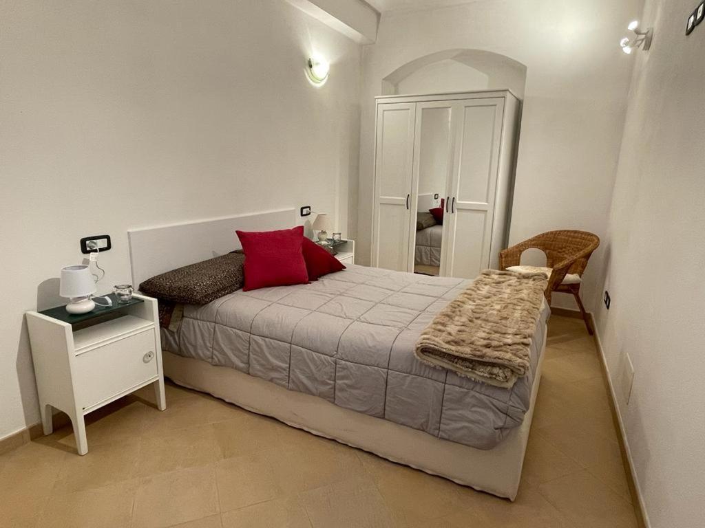 La Loggia Di Na Villa Albenga Exterior foto